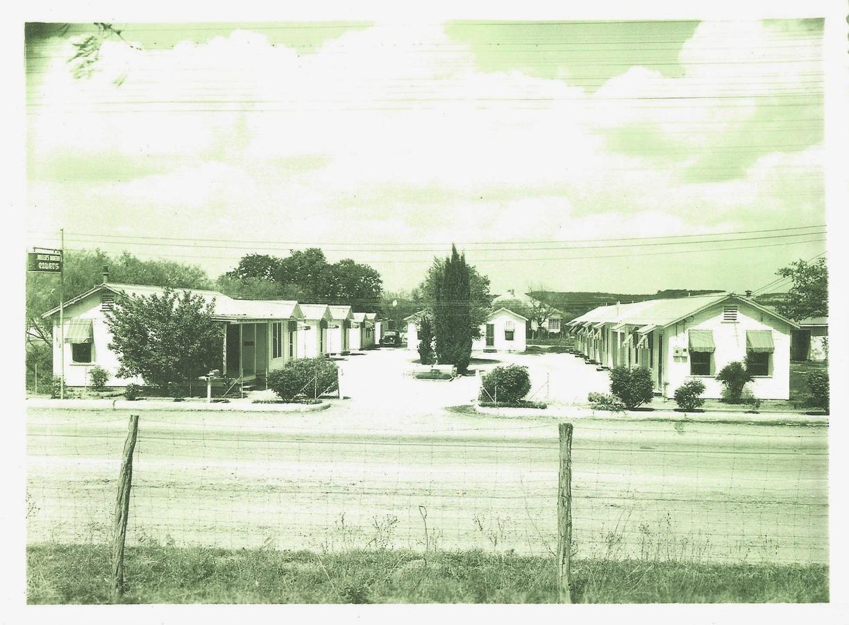 Hotel Kitsmiller On Main Fredericksburg Exteriér fotografie